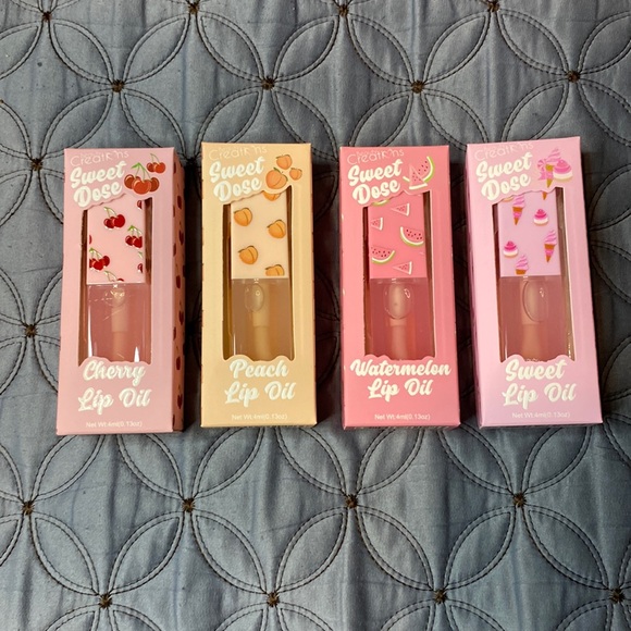Beauty Creations Other - Beauty Creations Lip Oil